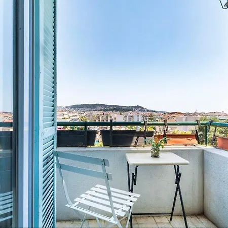 And Calm Escape With Panoramic Views Апартаменты *